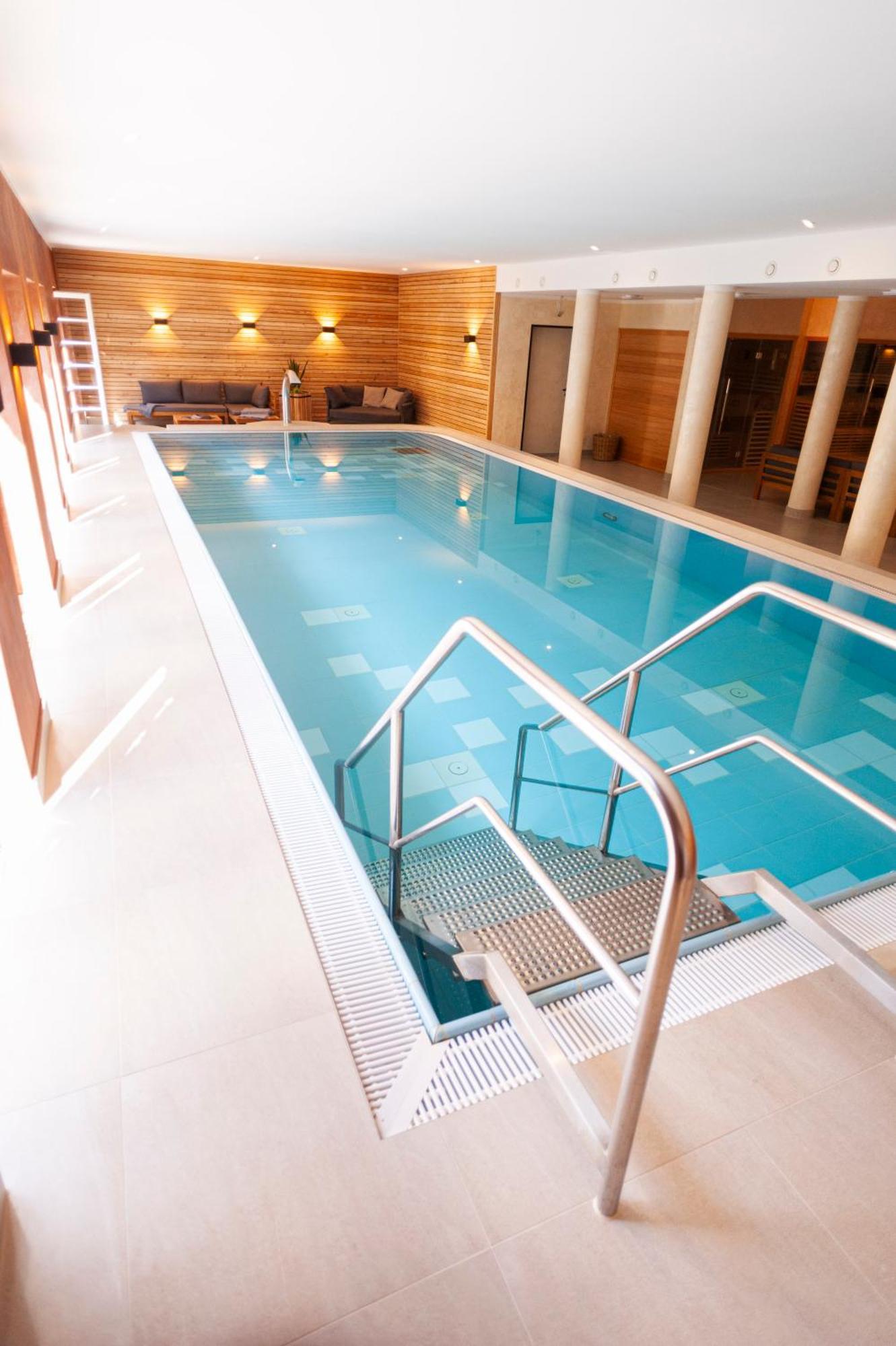 Bernstein Schlosshotel บัลเลนชเตดท์ ภายนอก รูปภาพ
