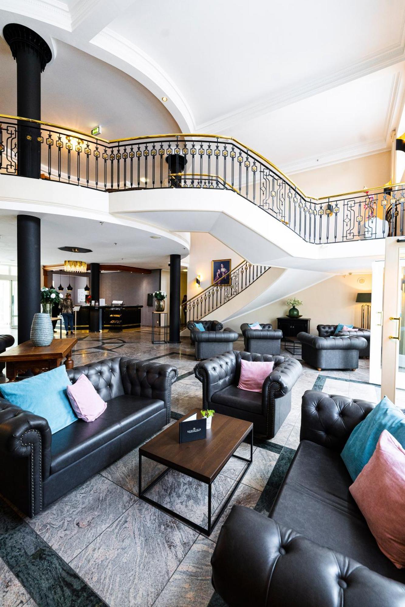 Bernstein Schlosshotel บัลเลนชเตดท์ ภายนอก รูปภาพ